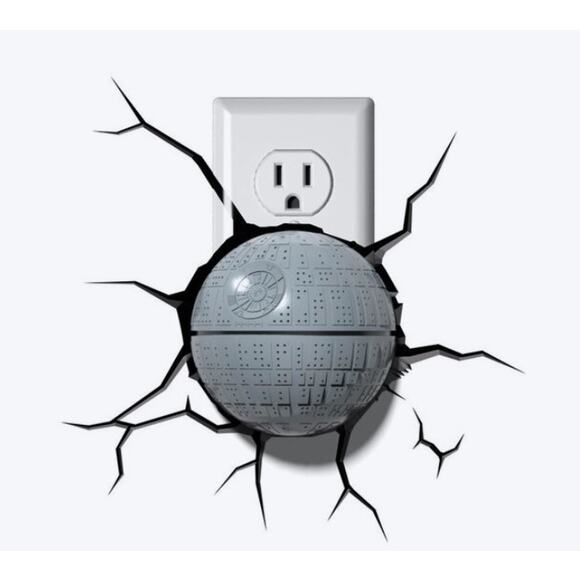 Star Wars Death Star 3D Plug-In Night Light Disney LED Auto On/Off - Picture 6 of 7